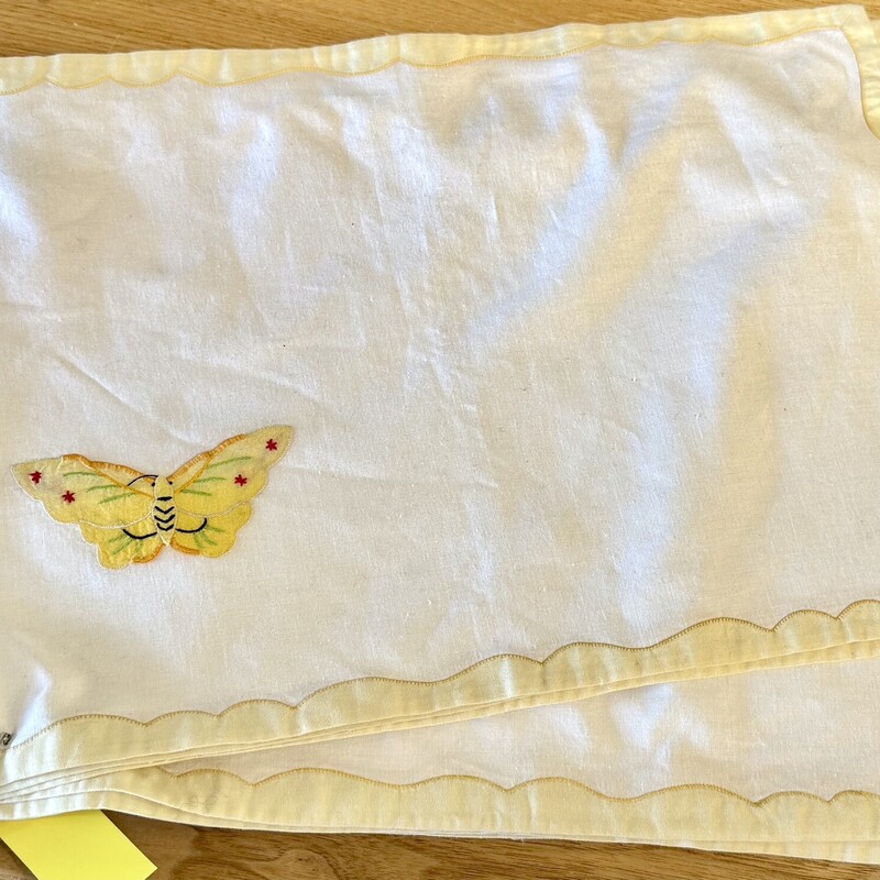 Placemats Embroid Btrfly