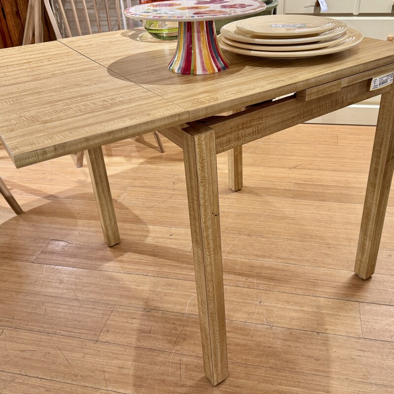 Table Dining 2 - 11 Inch Extensions, ,
Size: 30x26x30 without extensions