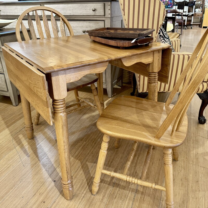 Table Dropleaf/2 Chairs