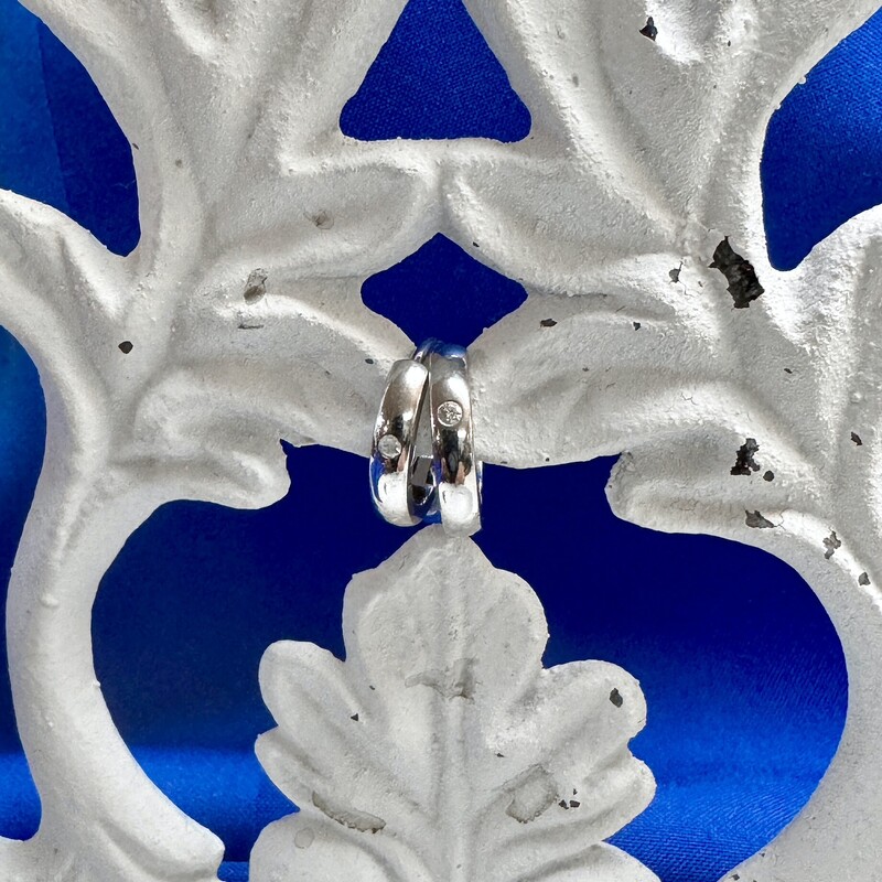 EA14ksmhoopsdiamonds