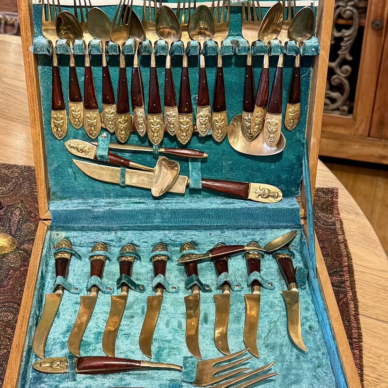 Flatware Thai Buddha