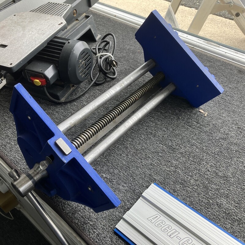 Quick Release Wood Vise