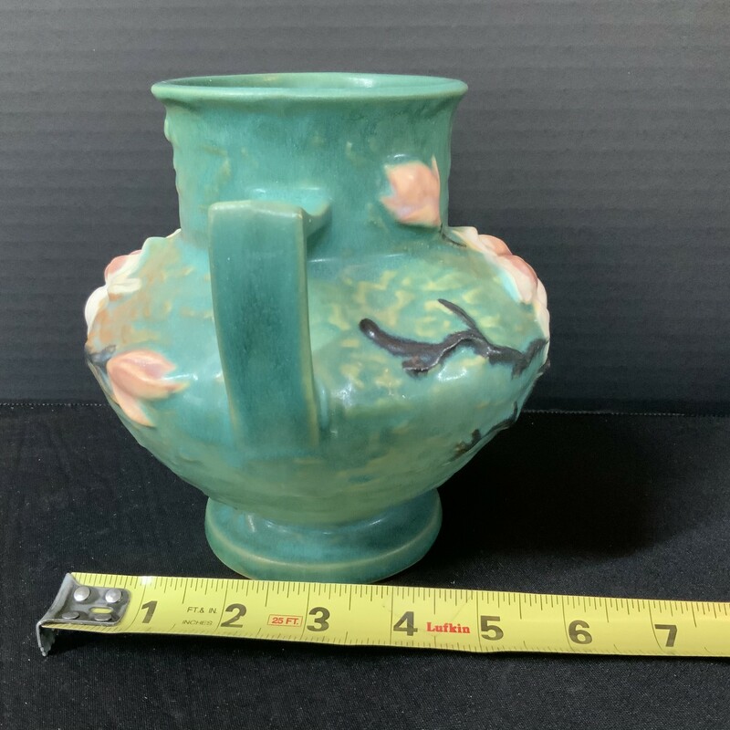 Roseville Vase, Green Magnolia