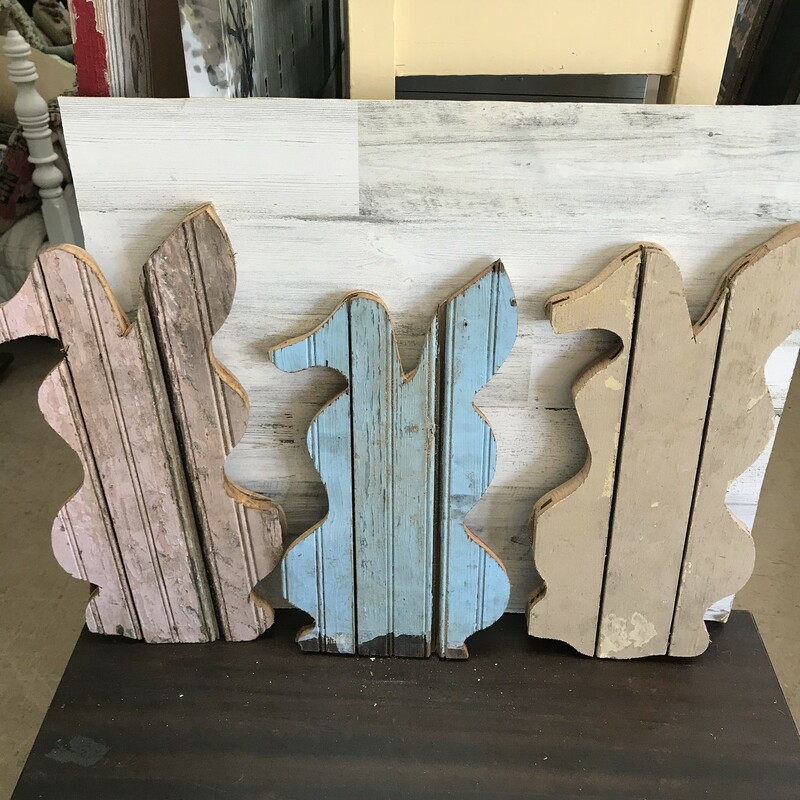 These handmade floppy eared bunnies are the cutest decor done in pastel colors from our stash of beadboard.  Each of them measures approximately 19 inches long x 10 inches wide. Please specify in comments if you would like a specific color. We have light blue, pink, and cream. Otherwise we will pick the cutest one for you!