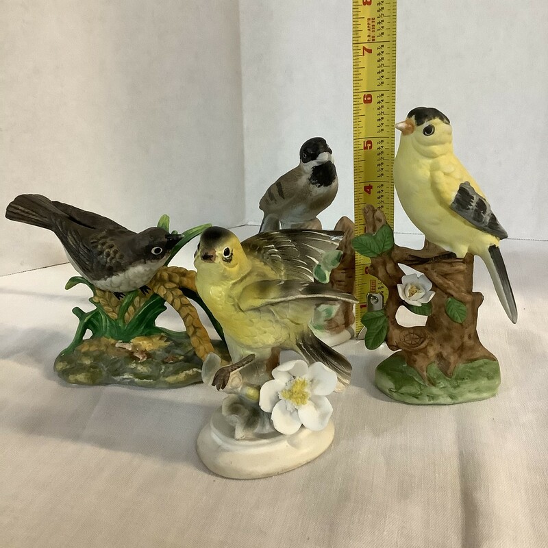 4 ceramic birds
3 1/2 - 6 in H