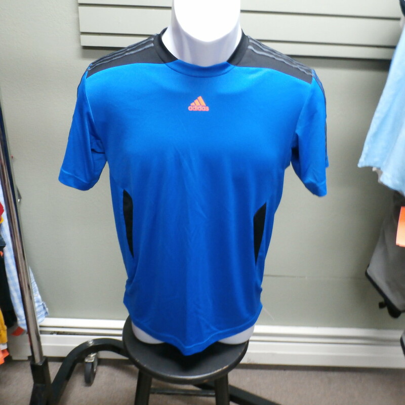 Adidas Men's You Sweat Stay Dry with Climalite Shirt Blue/Black Size Small #19281
Rating:   (see below) 3- Good Condition
Team: n/a
Player: n/a
Brand: Adidas
Size : Small - Men's ( Chest: 18\" x Length: 27\" ) measured armpit to armpit and shoulder to hem
Color: Blue/Black
Style: You Sweat Stay Dry with Climalite
Material : 100% Polyester
Condition: 3 -Good Condition -  minor pilling and fuzz; slight stretching; slight discoloration; minor snags throughout the shirt  (see photos)
Item #: 19281
Shipping: FREE