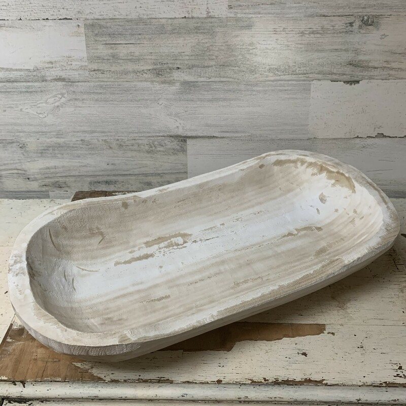 Medium White Natural Wooden Peanut Bowls<br />
Measurements: 10.5 wide x 20 long