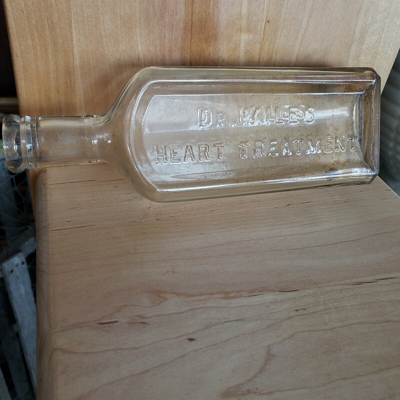 Dr Miles Heart Treatment Bottle, Clear, Size: 8.5in
Great dipslay for a cardiologist's office!!
Contact store for shipping
Tons of other bottles available!