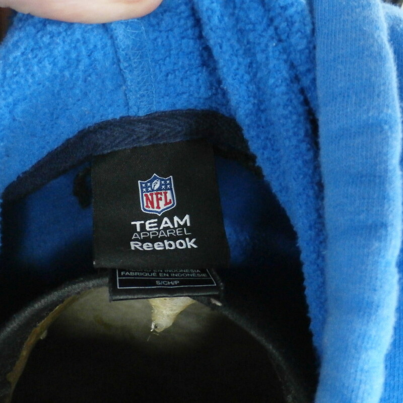 San Diego Chargers Hoodie Blue size Small #22283<br />
Our Clothes Rating: 3- Good Condition<br />
Brand: Reebok<br />
size: Men's Small (Chest: 22\" Length: 25\")<br />
color: Powder Blue<br />
Style: zip up hoodie; embroidered logos<br />
Condition: 3- Good- slightly worn and faded; light pilling and fuzz; noticeable light pilling across the lower front; sleeve ends are worn from use; material is slightly stretched out at the bottom;<br />
Shipping: FREE<br />
Item #: 22283
