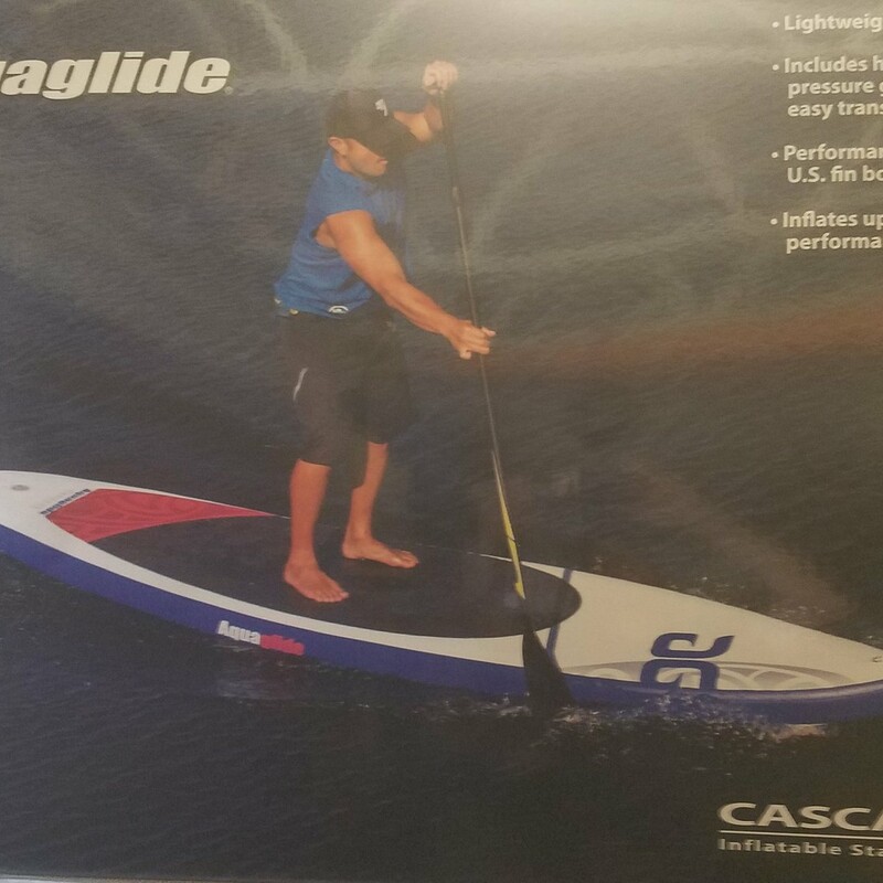 New Aquaglide Cascade 12' ISUP Ideally suited for travel, or tight storage requirements,<br />
these boards are durable enough for you to take on a<br />
whitewater adventure, and compact enough to roll up and<br />
fit in small spaces. The Cascade is ideal for boaters and<br />
families! Made from the best quality drop-stitch material<br />
with extra Powerstrip™ reinforcements, this inflatable SUP<br />
inflates to 14 - 18 psi, making them incredibly stiff for the<br />
most efficient paddling experience. The fin system has<br />
been updated with the stiffest interface on the market,<br />
with quick and easy tool-free mounting for your easy useCASCADE™ 12'0in<br />
Extra length and the narrow touring<br />
nose offer excellent tracking,<br />
speed, and stability for riders of all<br />
sizes. 6. drop-stitch material and<br />
extra Powerstrip reinforcements<br />
add significant stiffness for better<br />
performance.<br />
Specifications:<br />
12'0in x 32in x 6in<br />
(366cm x 81cm x 15cm)<br />
6in (15cm) drop stitch<br />
34 lbs (15.4 kg)<br />
250 L, Riders <230 lbs (105 kg)<br />
Includes padded backpack bag