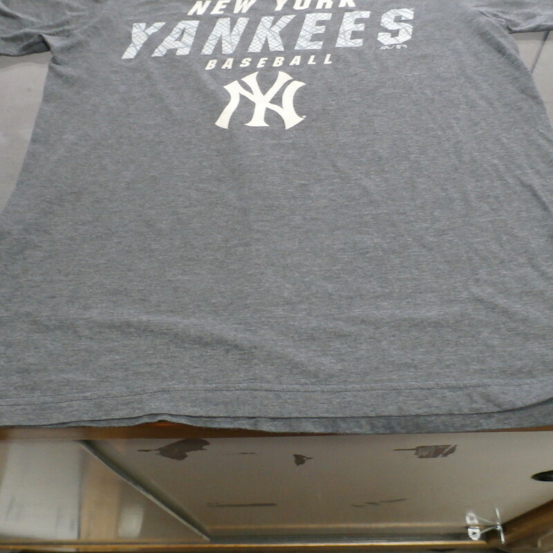 Majestic New York Yankees Baseball Jersey Tee  Jersey outfit, Sports jersey  outfit, Football jersey outfit
