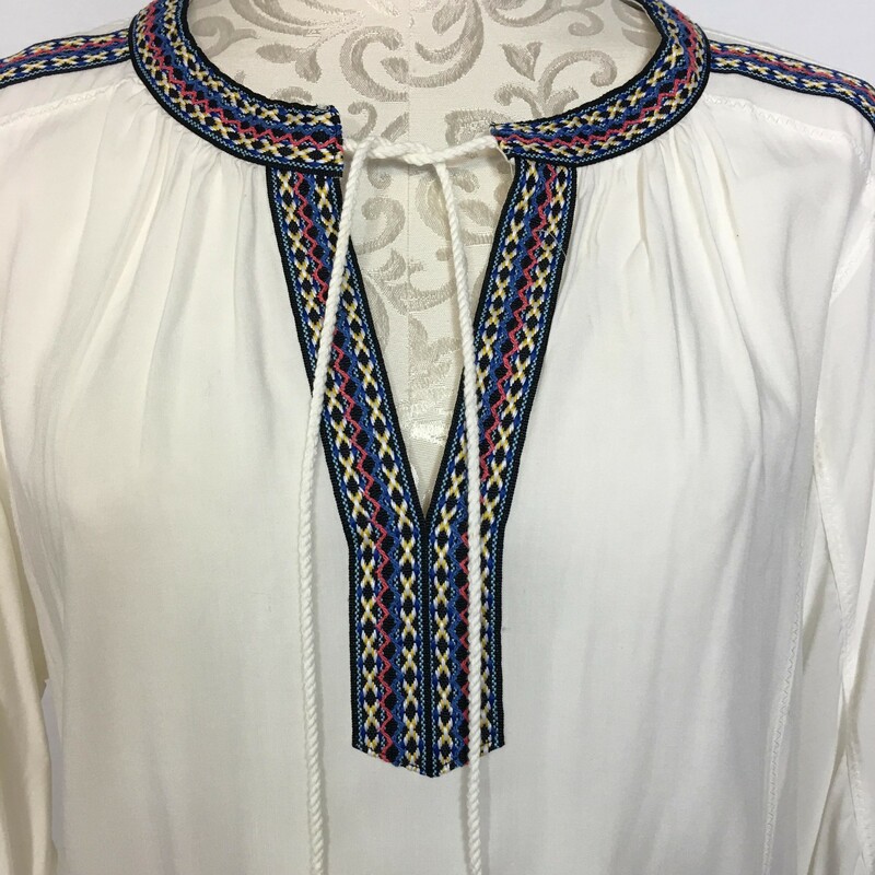 114-079 Daniel Rainn, White, Size: Large long sleeve white shirt w/blue embroidered collar 100% rayon