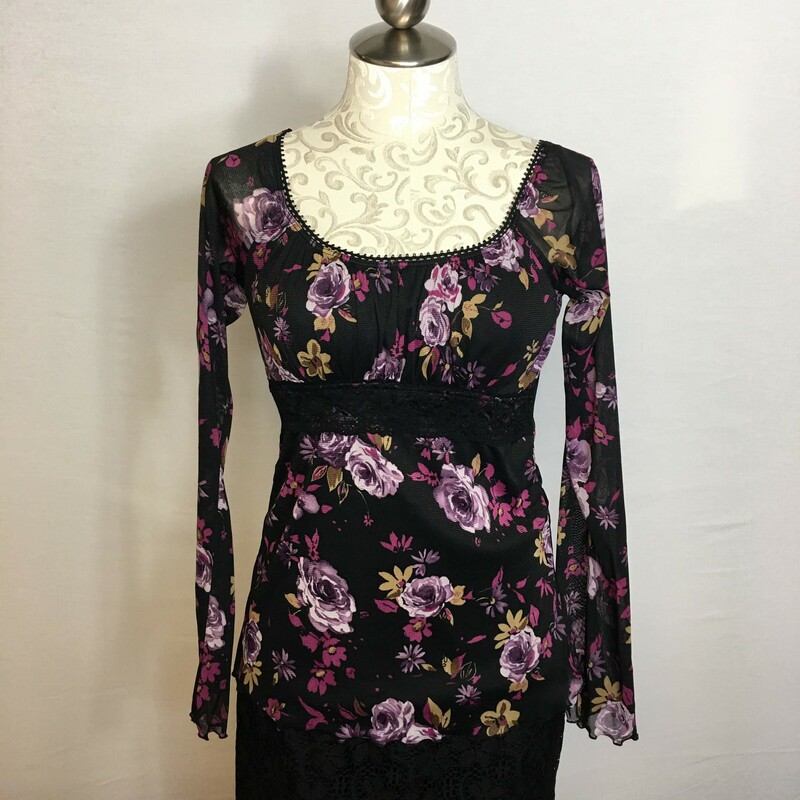 121-044 Selfesteem, Black Pu, Size: Medium black long sleeve blousew/lace and purple flower detail 100% polyesther