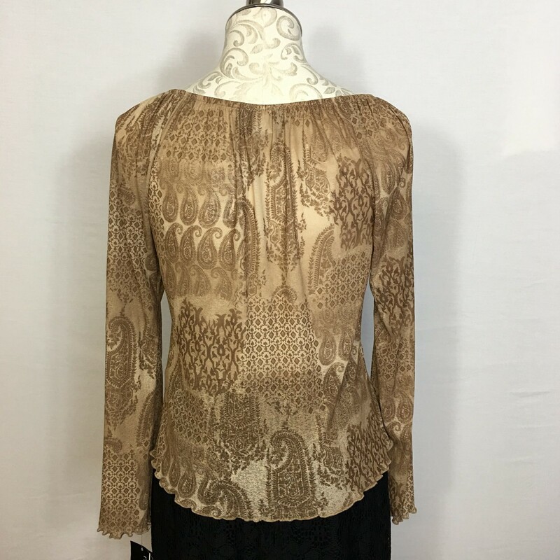 121-041 New York City Des, Beige, Size: Medium long sleeveshirt w/paisley design 100% polyesther