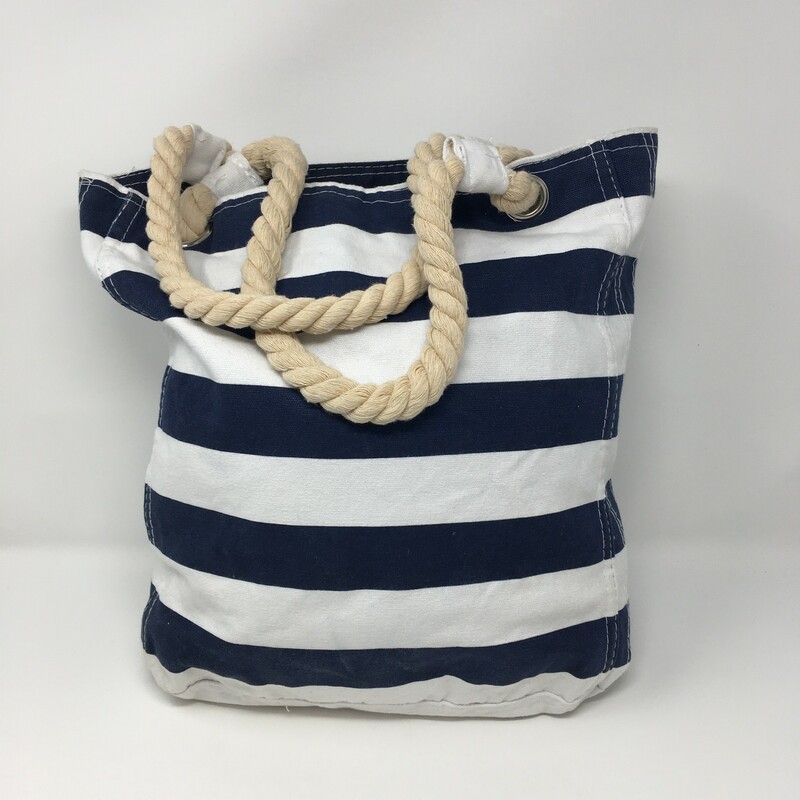 103-125 X,Totes, Size: M<br />
Newport Blue and White Striped Tote Bag 100% Cotton  Good Condition