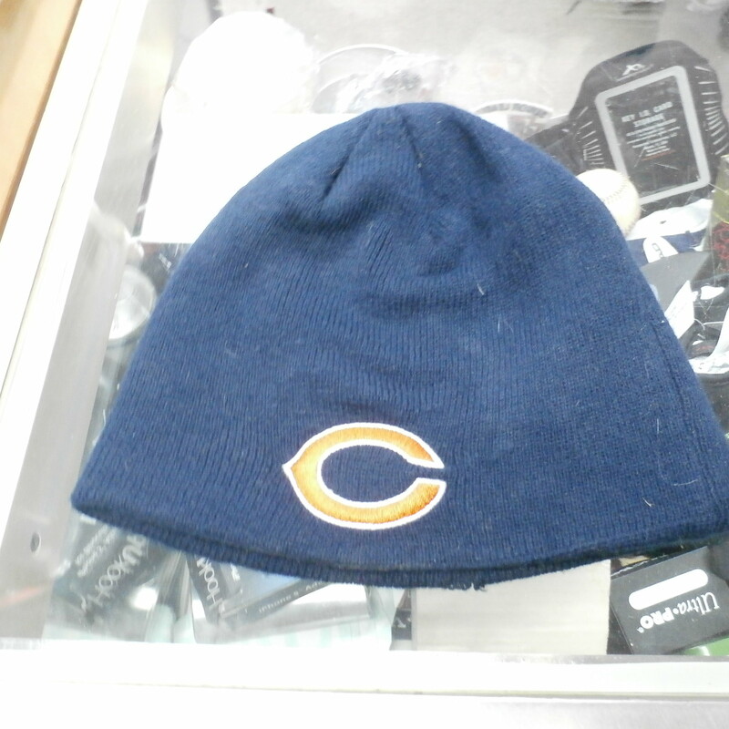 Chicago Bears Adult OSFM Beanie Blue #24059
Rating: (see below) 4- Fair Condition
Team: Chicago Bears
Player: Team
Brand: NFL Team Apparel
Size: Adult OSFM-
Color: Blue
Style: beanie with embroidered logo;
Material: 100% acrylic
Condition: 4- Fair Condition; wrinkled; minor pilling; worn out from use; fuzz over the hat; discolored; stretched out from use; a small tear on the bottom edge
Item #: 24059
Shipping: FREE