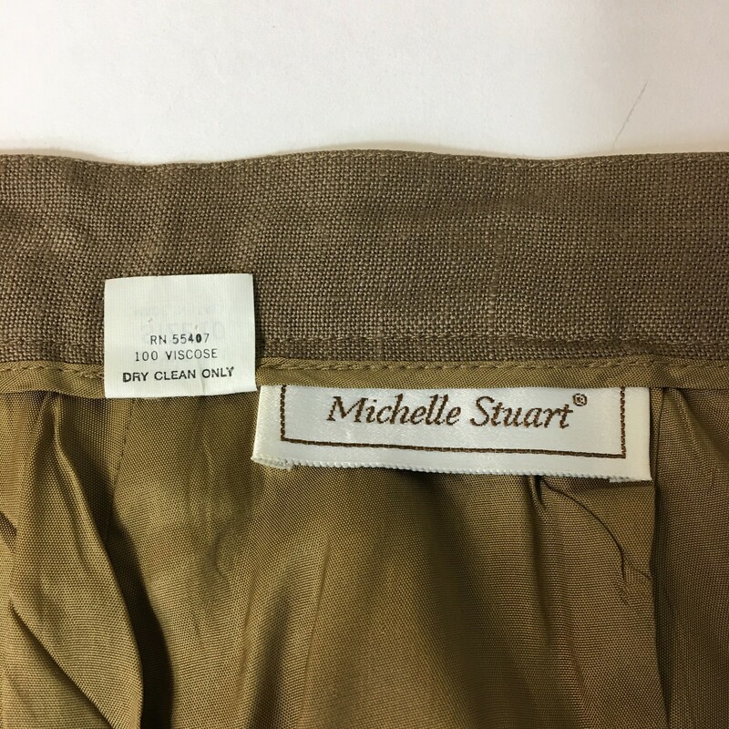 110-167 Michelle Stuart, Brown, Size: 10 brown below the knee skirt w/ front pockets 100% Viscose  good