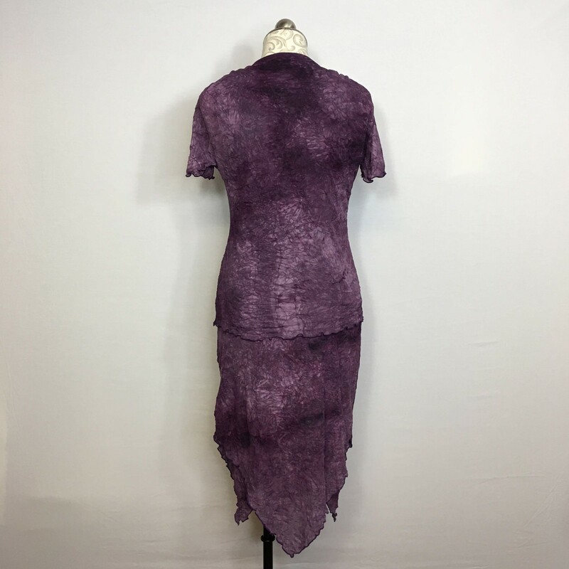 121-034 Sassy, Purple, Size: M purple short sleeve shirt and long skirt 100% polyesther