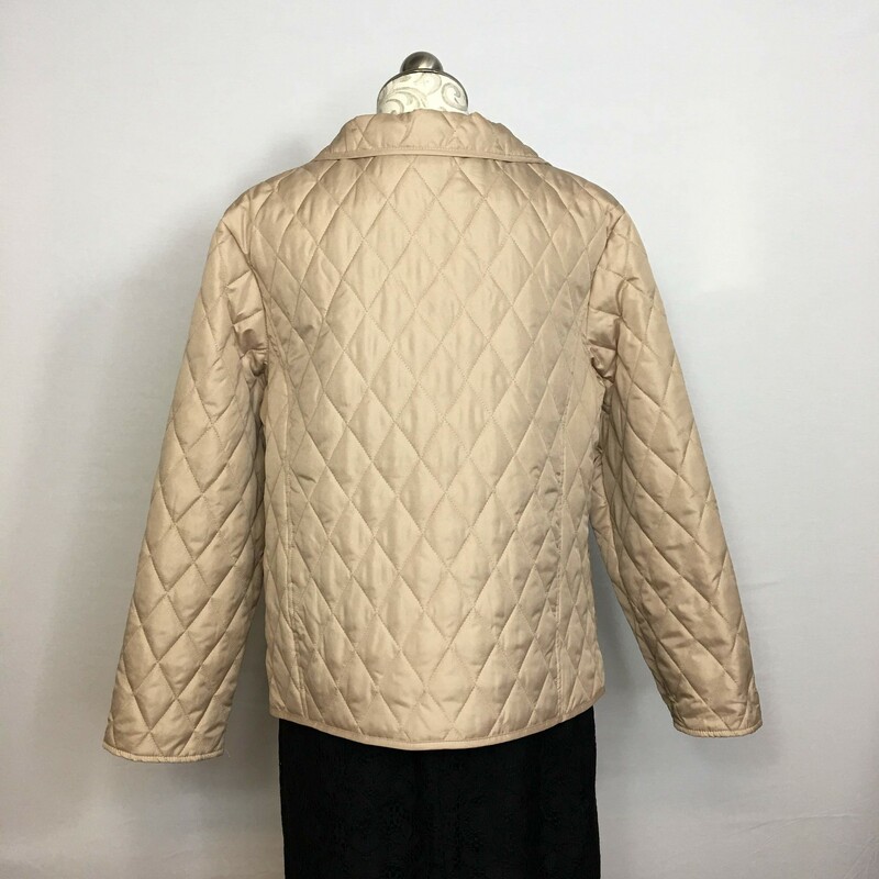 121-032 Jane Ashley, Beige, Size: L<br />
beige quilted long sleeve button down jacket 100% polyesther