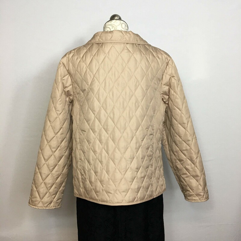 121-032 Jane Ashley, Beige, Size: L
beige quilted long sleeve button down jacket 100% polyesther