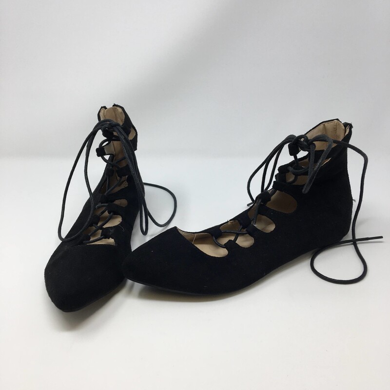 120-140 Forever, Black, Size: 7.5<br />
Black flats w/lace up laces