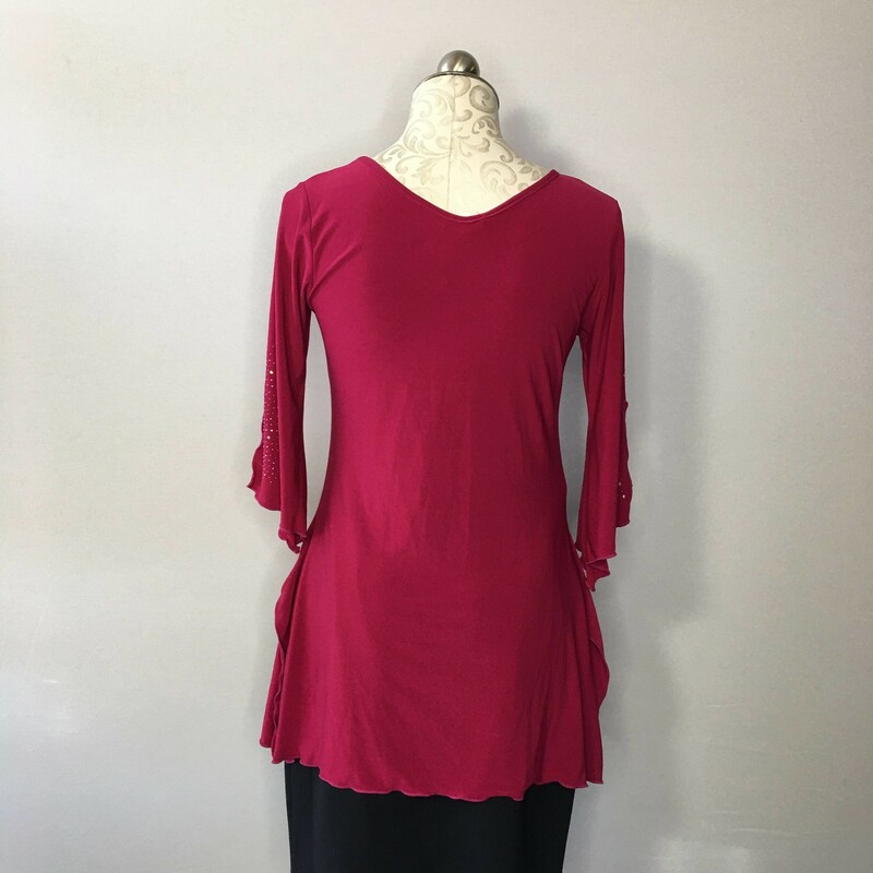 120-302 No Tag, Pink, Size: Medium Pink shirt w/rhinestones