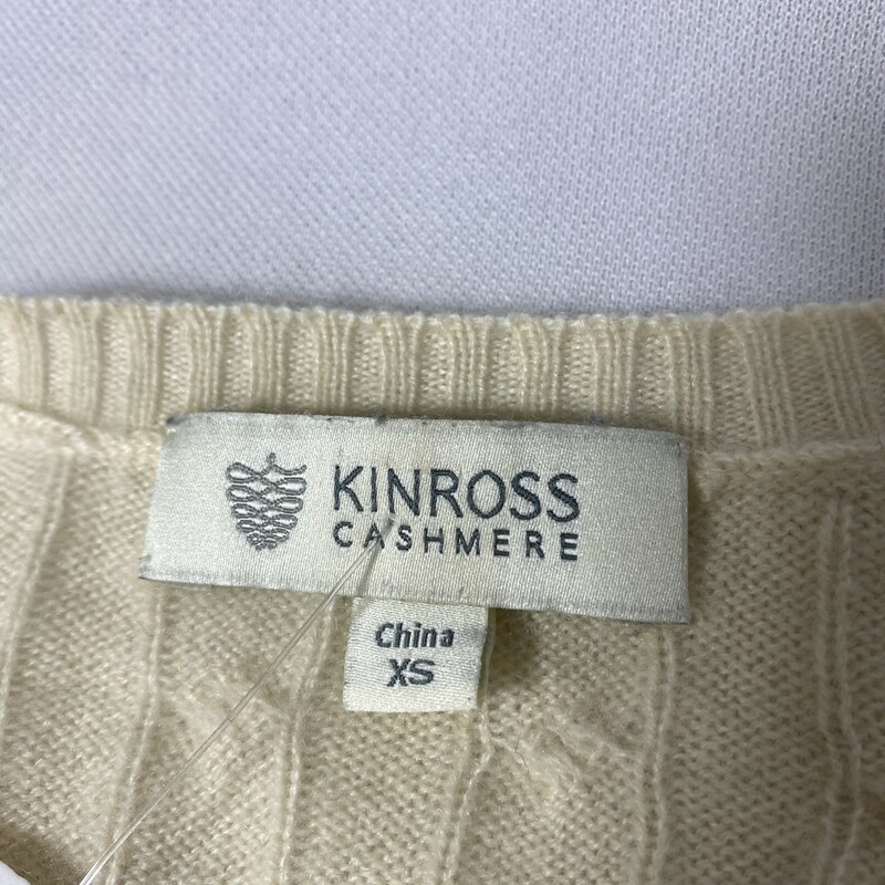 114-075 Kinross Casmere, Off Whit, Size: XS
off-white long sleeve cashmere sweater cashmere