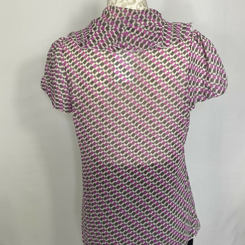 100-989 Banana Republic, Multicol, Size: Small pink white and grey short sleeve blouse with a bow in the front 100% silk  good