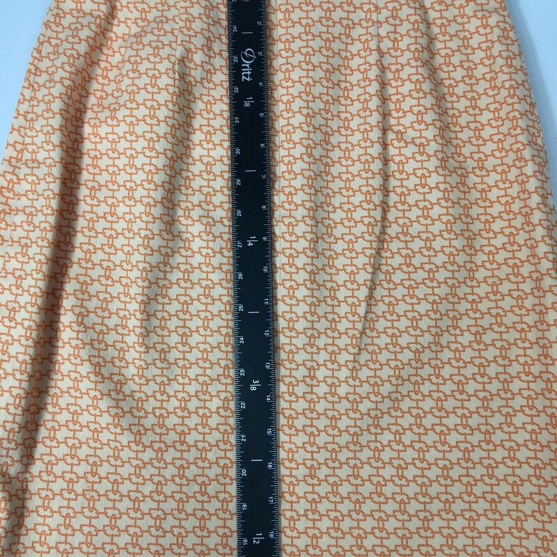 100-1010 Etcetera, Orange, Size: 6 linen light orange skirt with dark orange chain pattern 98% cotton 2% spandex  good