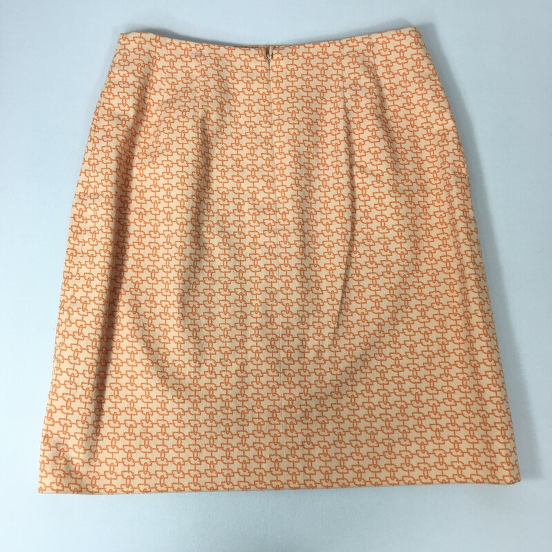 100-1010 Etcetera, Orange, Size: 6 linen light orange skirt with dark orange chain pattern 98% cotton 2% spandex  good