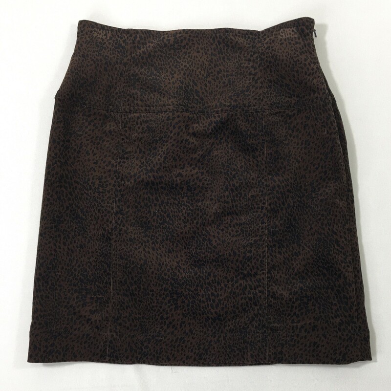 100-1011 Worth, Brown, Size: 6 brown courdoroy skirt with black cheetah pattern 97% cotton 3% spandex  good