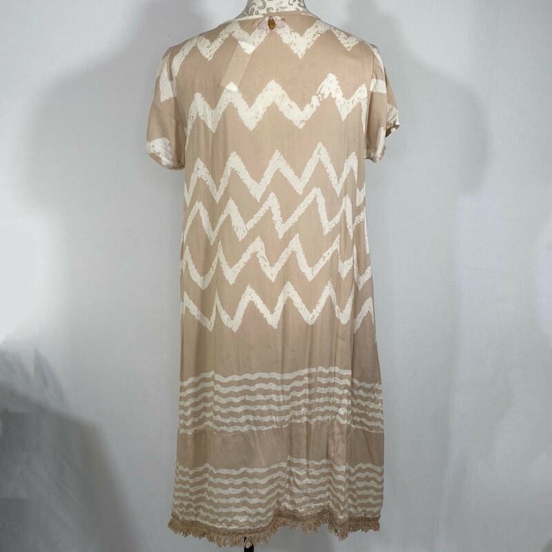Ruby Yaya Chevron Pattern, Tan, Size: Medium Short sleeve sequin dress with tassles around the bottom 100% viscose