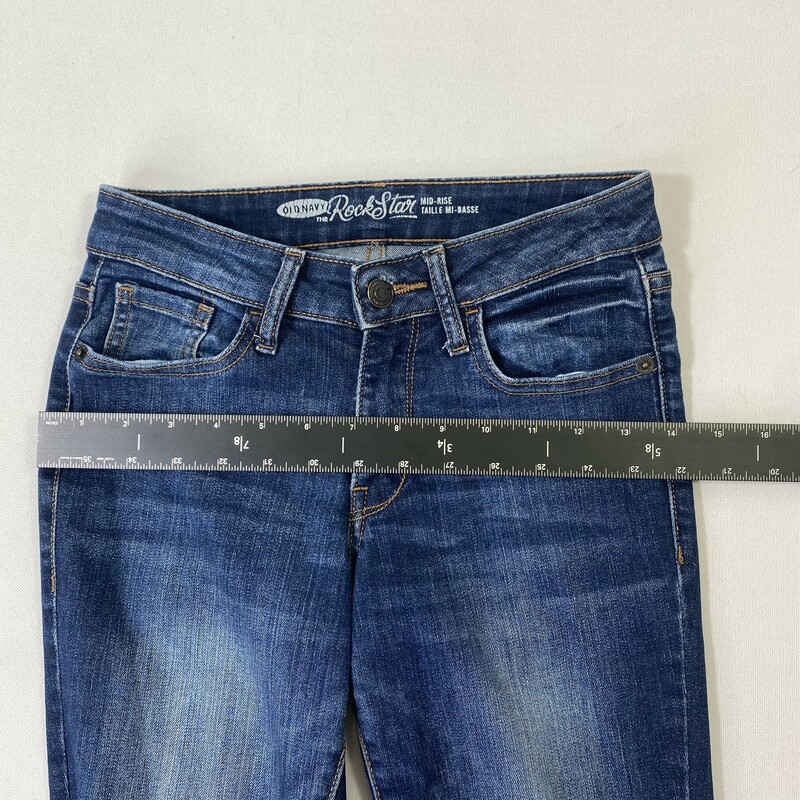 102-372 Old Navy, Blue, Size: 0 plain dark blue mid rise skinny jeans 70% cotton 2% spandex 28% polyester  good