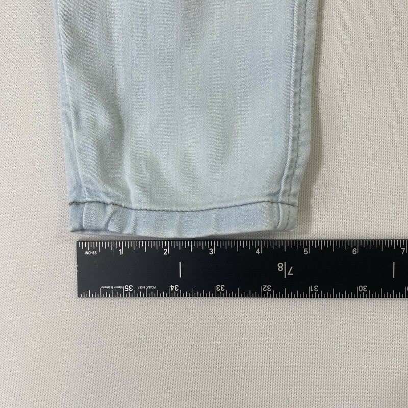110-162 American Aoparel, Blue, Size: Medium blue stretchy jeans 77% cottonn 21% polyester 2% elastane  good