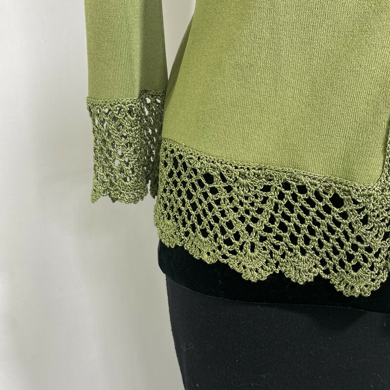 100-637 Knit Cardigan, Green, Size: Medium Green short cardigan w/embrodered detailing