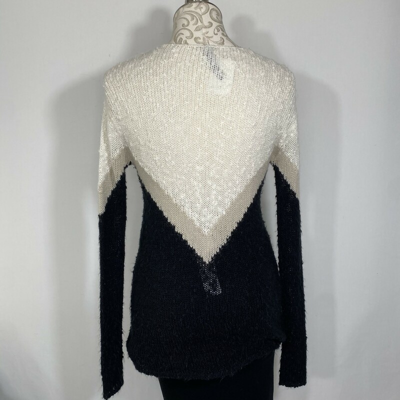 100-263 Design Lab, White, Size: XS White Sweater with beige and black detail at bottom