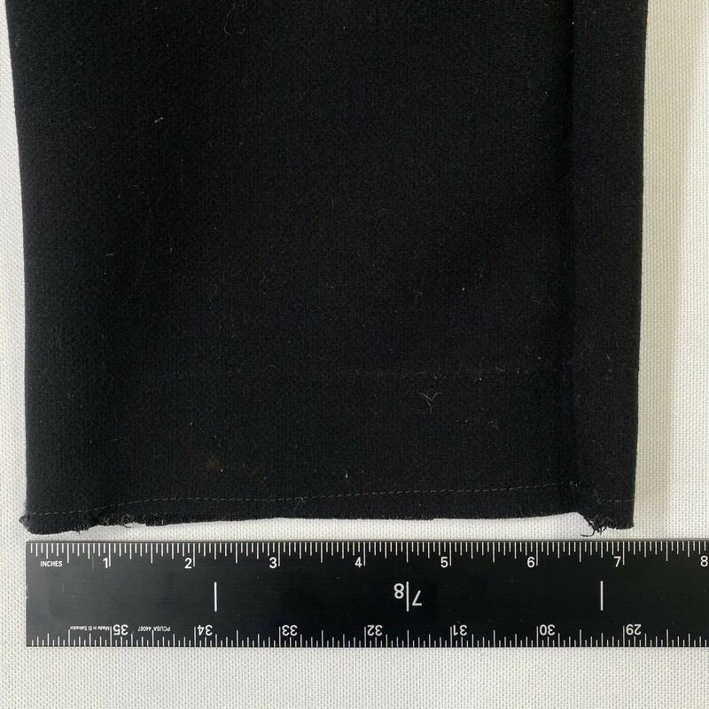 100-829 Express, Black, Size: 2 black tight work pants 63% polyester 33% viscose 4% spandex  good