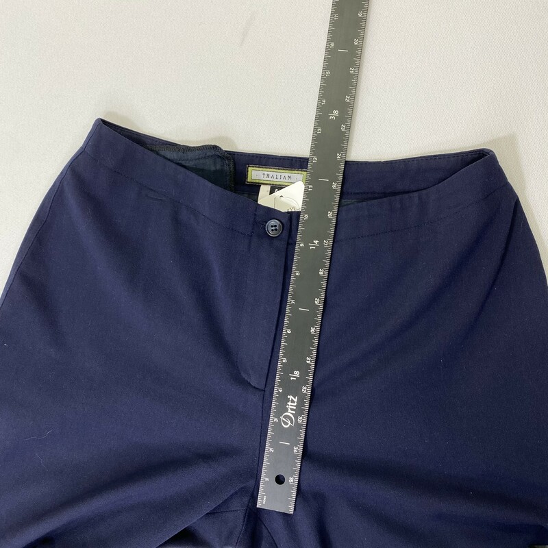 100-834 Thalian, Navy Blu, Size: 6 navy blue stretchy pants 64% polyester 32% rayon 4% lycra  good