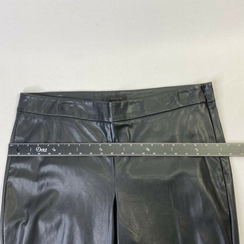 100-0108 Ann Taylor, Black Le, Size: 16 fake leather tight pants 100% polyester imitation leather  Good  Condition