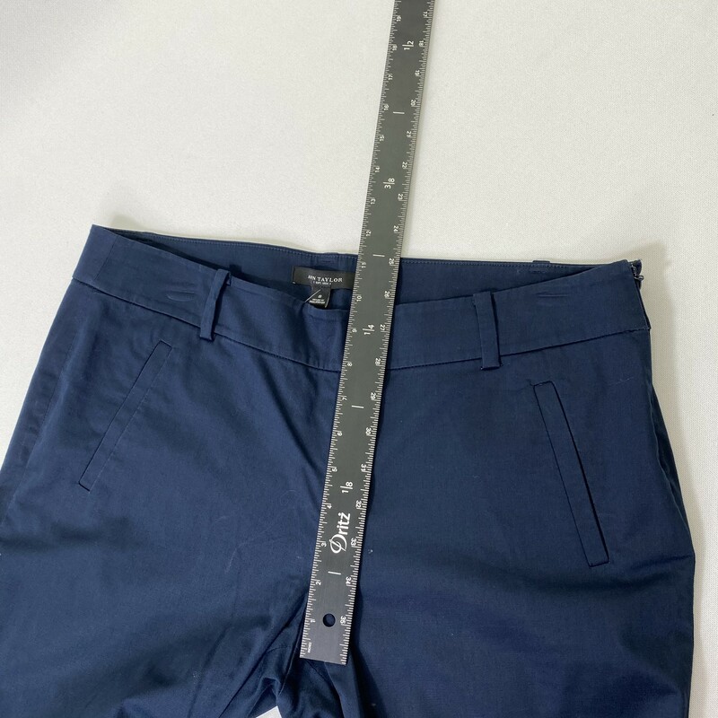 100-486 Ann Taylor, Blue, Size: 8Blue pants w/front and back pockets and side zipper cotton/spandex