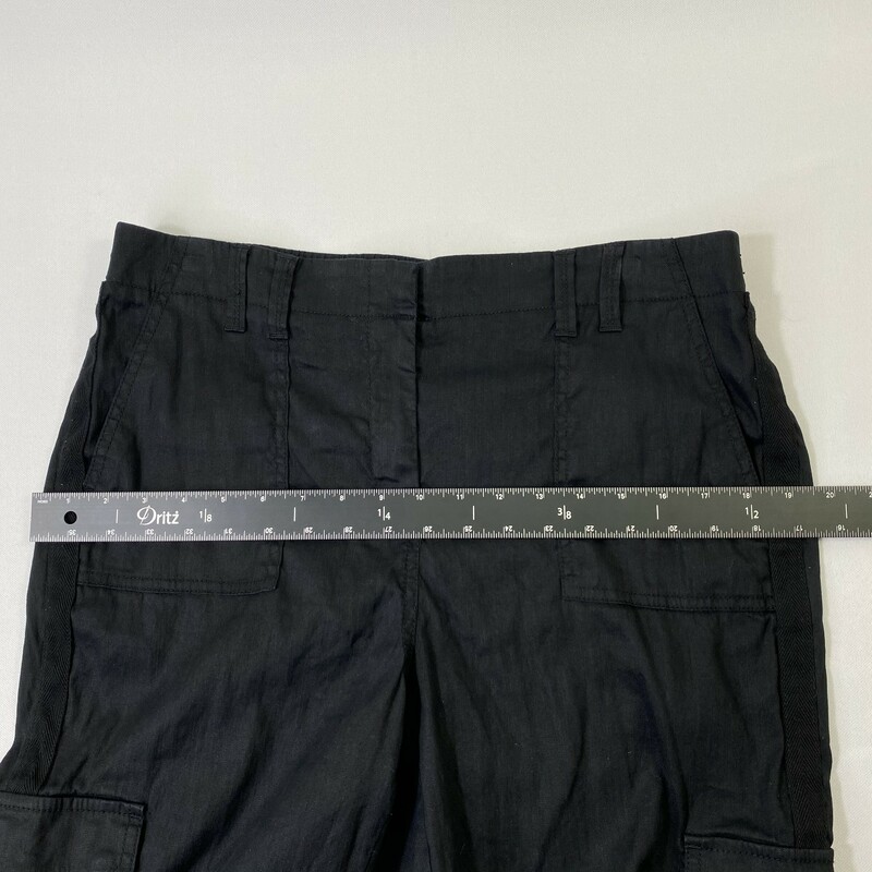 120-533 Chicos, Black, Size: 15<br />
black linen pants with pockets cropped 69% linen 29% cotton 2% spandex  good