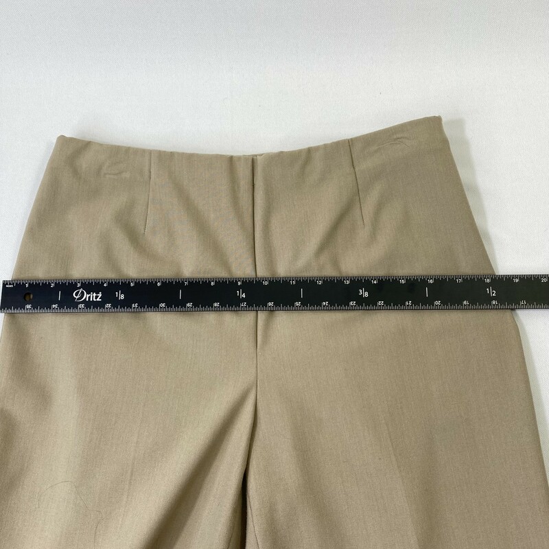 121-050 Perry Ellis womens beige dress pants 75% polyester, 25% viscose, lining 100% acetate Size 8
13.4 oz