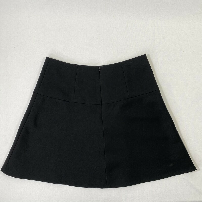 117-005 Loft, Black, Size: 6 black pleated skirt 81% polyester 18% rayon 1% spandex