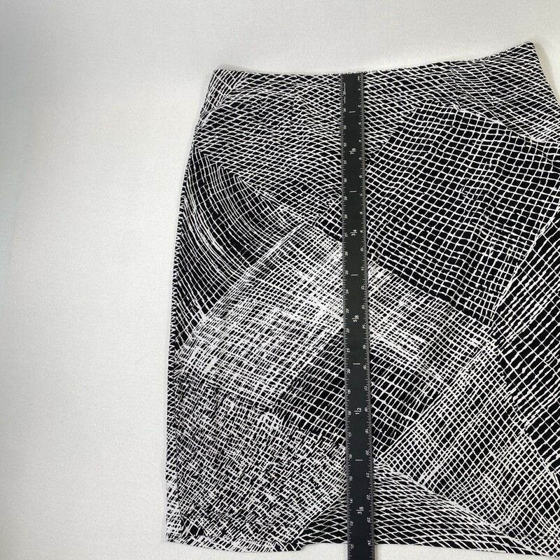 Jones Studio Patterned Sk, Black, Size: 14 96% polyester 4% elastane