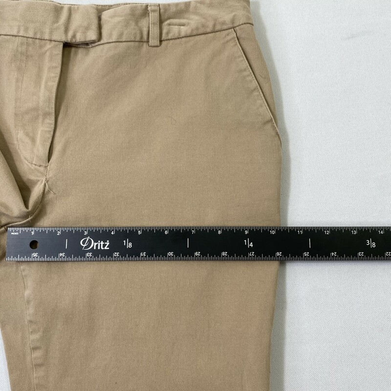 100-835 L.l. Bean, Beige, Size: 12 straight leg classic fit khakis 94% cotton 6% spandex  good