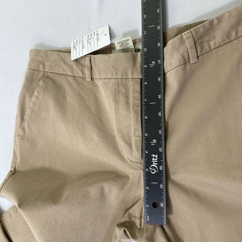 100-835 L.l. Bean, Beige, Size: 12 straight leg classic fit khakis 94% cotton 6% spandex  good