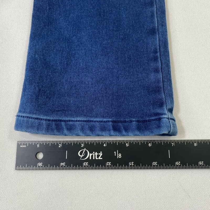 100-851 Stop Jeans, Blue, Size: 12 blue stretchy jeans 70% algodon 28% polyester 2% elastane  good
