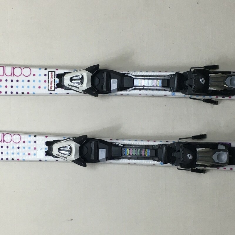 Salomon Skis & Boots, Teal/White
Skis 110cm
Boots T2 RT size 20/246

Comes as a Set
(can be purchased separatly-please inquire)