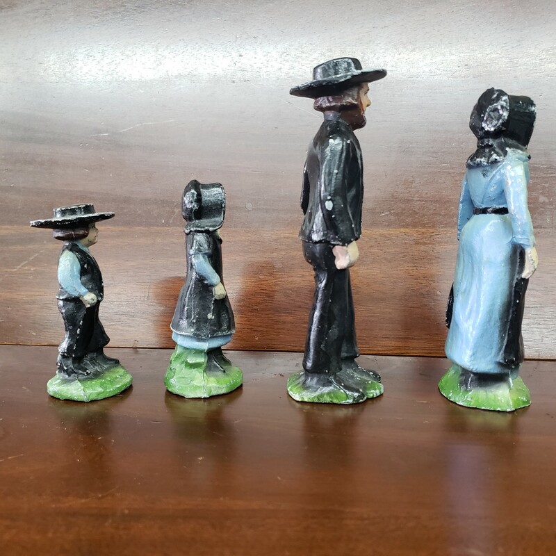 Vintage Cast Iron Family, Amish, Size: Set 4