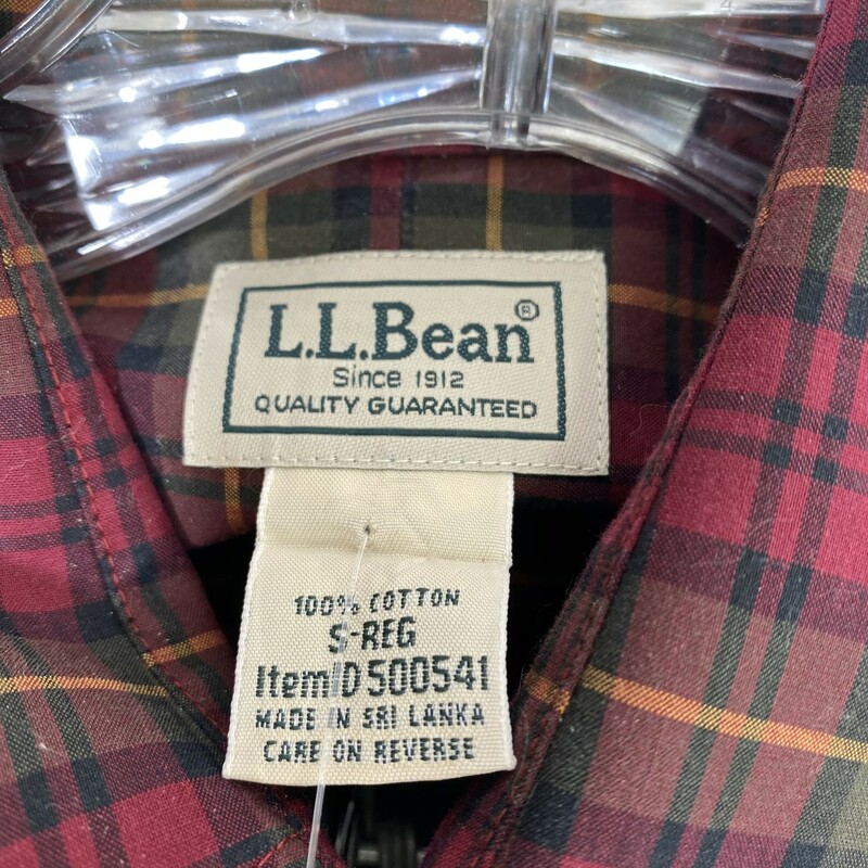 L.L Bean Slim Fit Button, Red, Size: Small 100% cotton wrinkle free